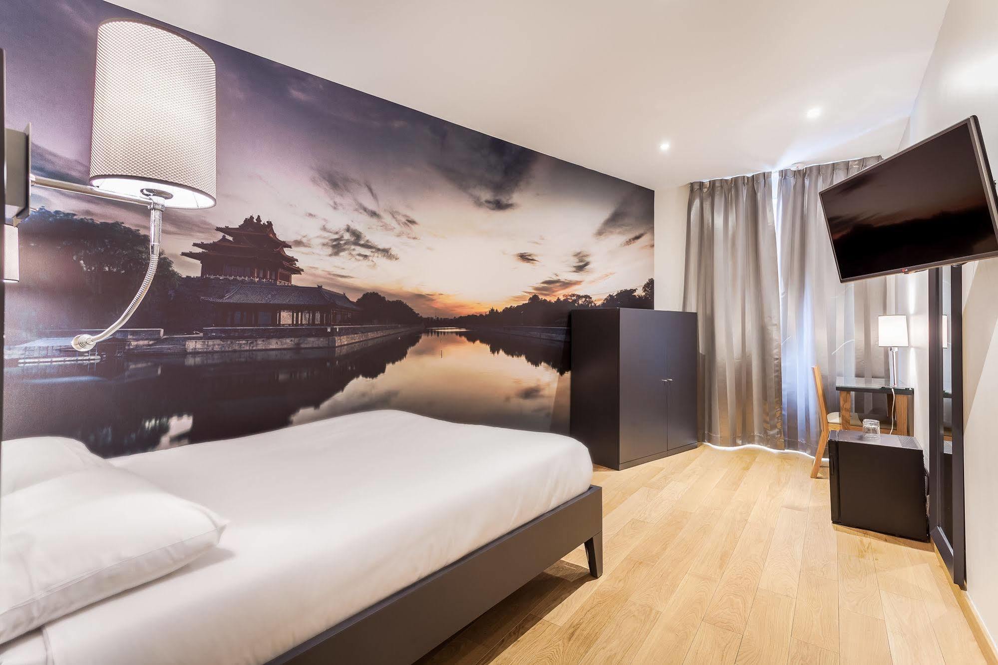 Hotel Jenner Paris Exteriör bild